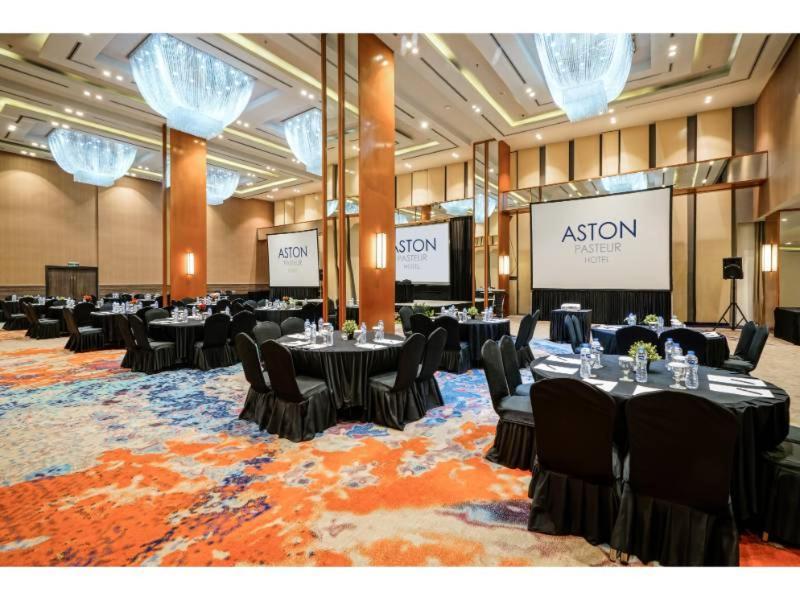 Hotel Aston Pasteur Bandung Exterior foto